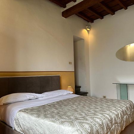 Ponte Vecchio Tower Apartment Florence Exterior photo